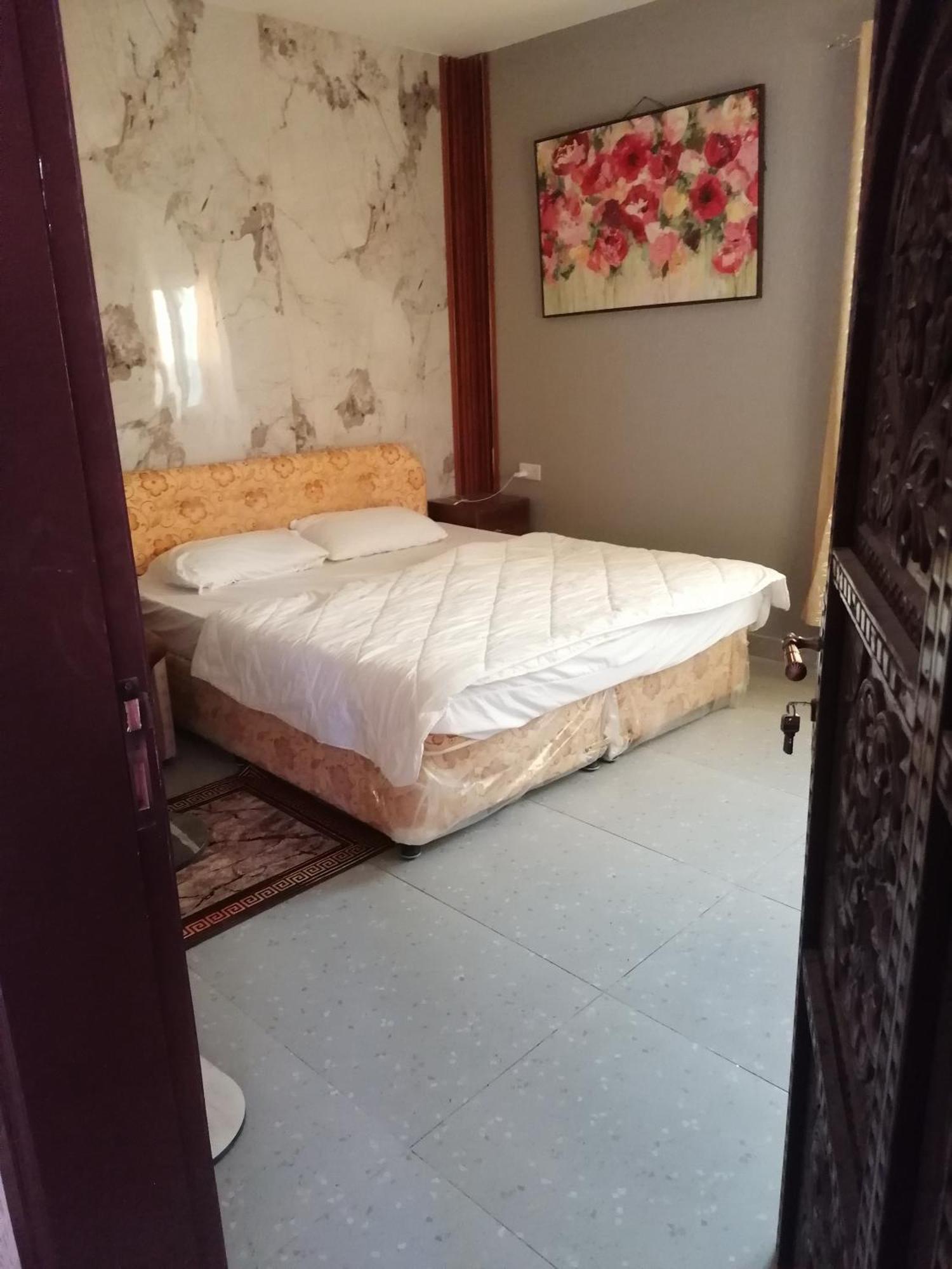 尼兹瓦Hai Alturath公寓 外观 照片